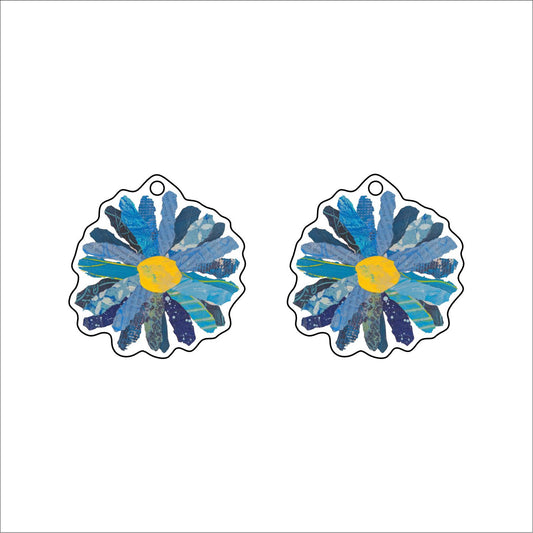 MTY-002 Blue Daisy | 0.125in. Acrylic Earrings |